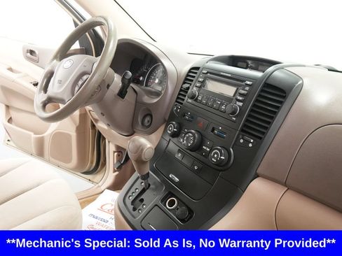 Used 2006 Kia Sedona FWD image 26
