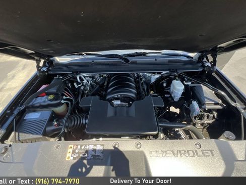 Used 2017 Chevrolet Suburban LS w/ Enhanced Driver Alert Package RWD image 13