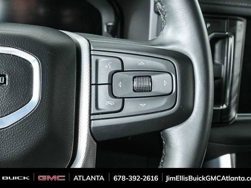 Used 2024 GMC Yukon XL Denali image 13