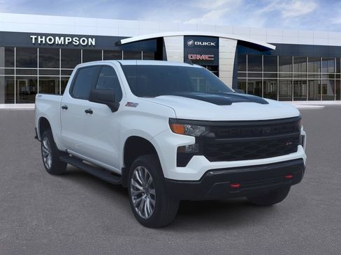 Used 2025 Chevrolet Silverado 1500 Custom Trail Boss AWD/4WD image 1