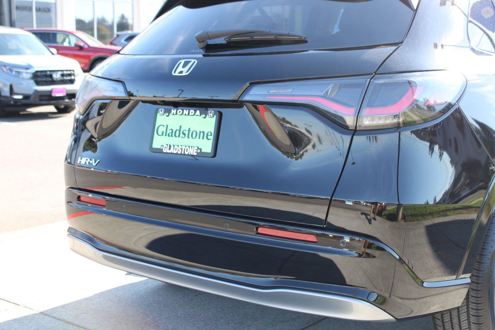 Used 2026 Honda HR-V EX-L image 11