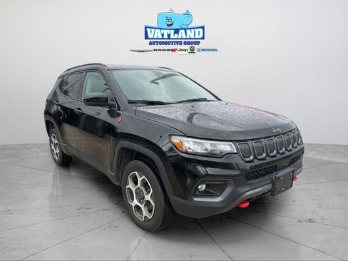 Certified 2022 Jeep Compass Trailhawk AWD/4WD image 7