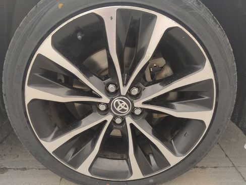 Used 2020 Toyota Corolla SE FWD image 31