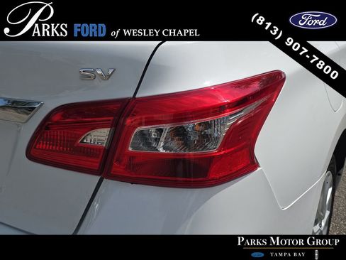 Used 2019 Nissan Sentra SV FWD image 7