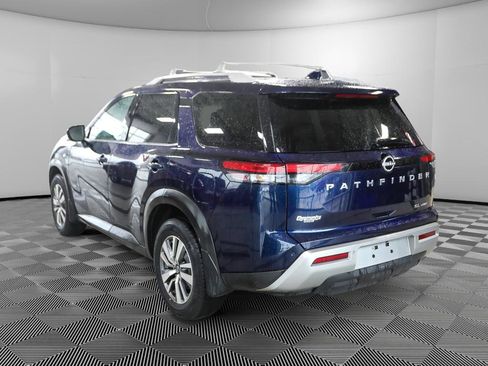 Used 2022 Nissan Pathfinder SL image 4