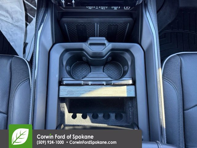 Used 2025 RAM 3500 Limited AWD/4WD image 33