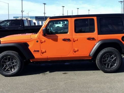 New 2025 Jeep Wrangler Sport S image 5