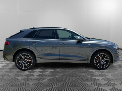 Used 2019 Audi Q8 Premium Plus w/ Premium Plus AWD/4WD image 6