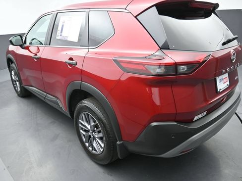 Used 2023 Nissan Rogue S AWD/4WD image 15