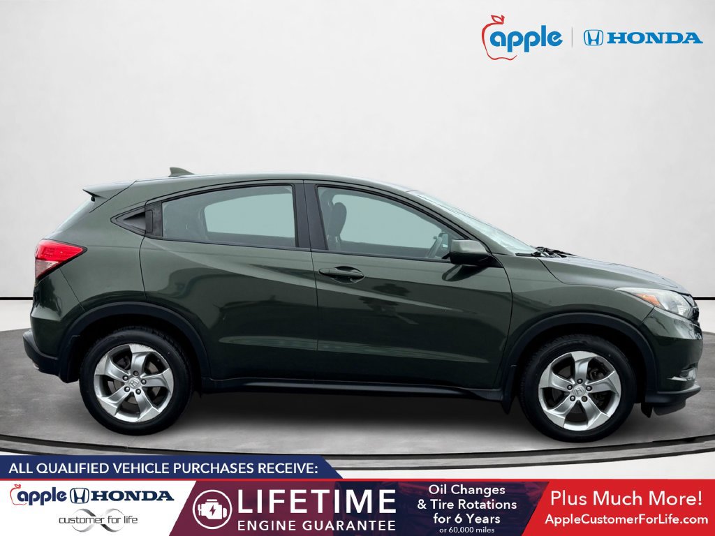 Used 2018 Honda HR-V LX image 2