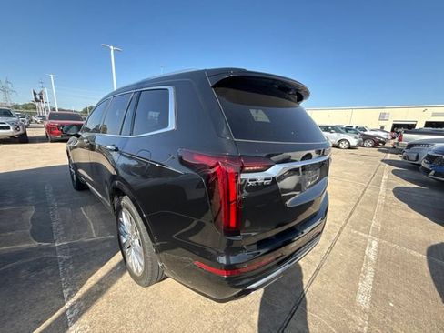 Used 2020 Cadillac XT6 FWD image 10