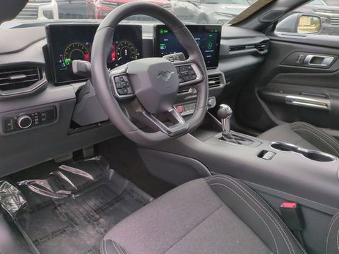 Used 2025 Ford Mustang GT image 17