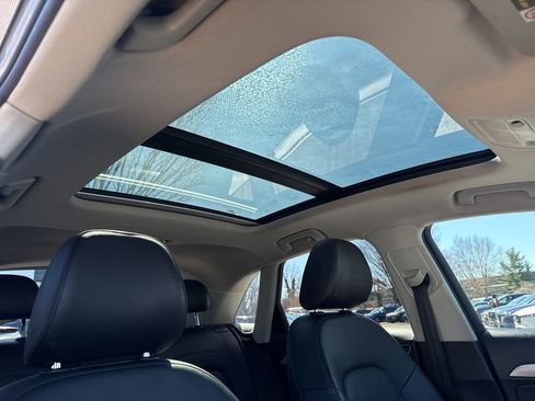 Used 2016 Audi Q3 2.0T Premium Plus image 31