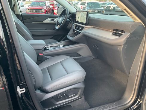 New 2026 Ford Explorer Active w/ Active Comfort Package image 11