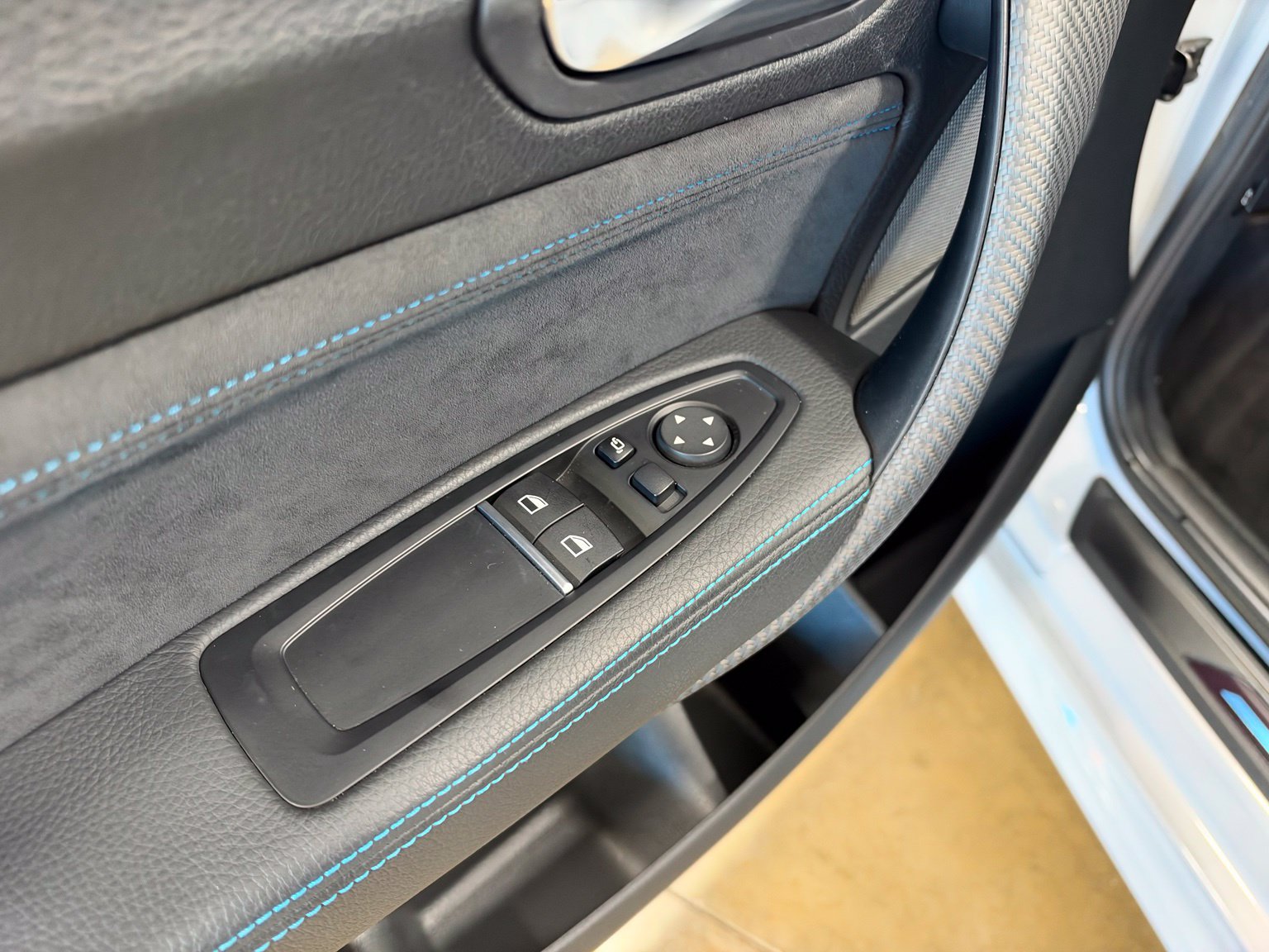 Used 2020 BMW M2 Competition w/ Executive Package RWD image 14