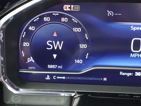 Certified 2024 Chevrolet Silverado 1500 LT Trail Boss image 24