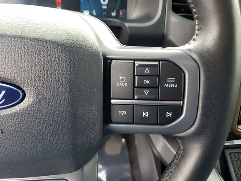 Used 2024 Ford F150 Lightning Lariat image 23