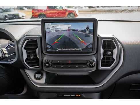 Used 2024 Ford Bronco Sport Outer Banks w/ Tech Package image 16