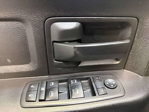 Used 2019 RAM 1500 Express w/ Wheel & Sound Group AWD/4WD image 19