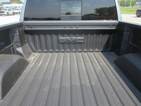 New 2026 GMC Sierra 1500 Denali w/ Denali Reserve Package AWD/4WD image 9