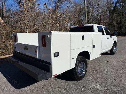 New 2026 RAM 3500 Tradesman w/ Chrome Appearance Group A image 8