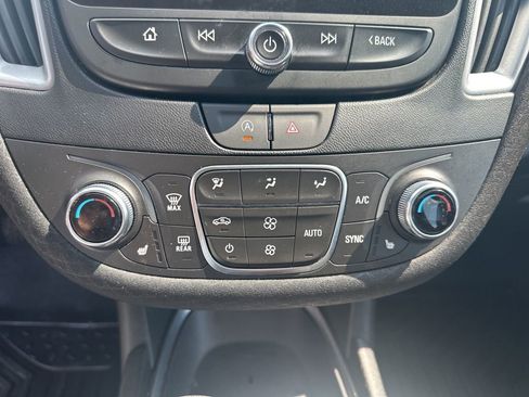 Used 2024 Chevrolet Malibu LT FWD image 18
