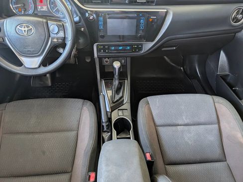 Used 2017 Toyota Corolla LE FWD image 33