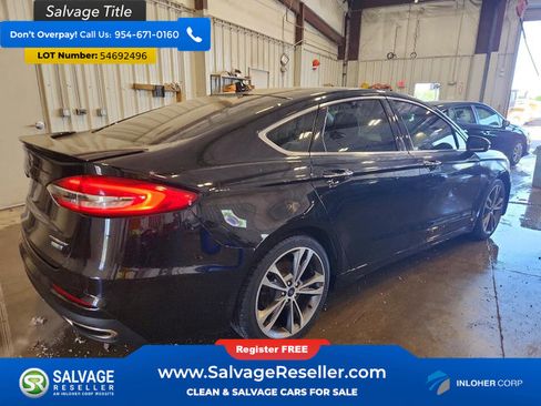 Used 2020 Ford Fusion Titanium AWD/4WD image 4