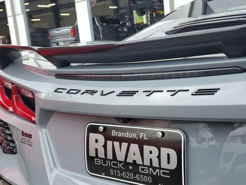 Used 2024 Chevrolet Corvette Stingray Premium Conv w/ Z51 Performance Package RWD image 6