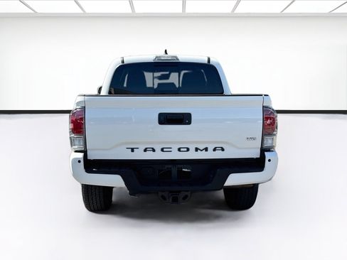 Used 2023 Toyota Tacoma TRD Sport w/ Technology Package RWD image 5