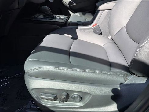 Used 2026 Toyota Corolla Cross XLE w/ Convenience Package image 12