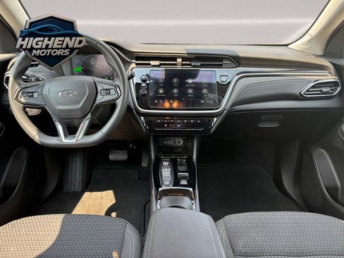 Used 2023 Chevrolet Bolt EUV LT image 21