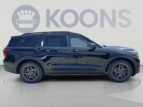 New 2026 Ford Explorer ST w/ Sun And Sound Package AWD/4WD image 8