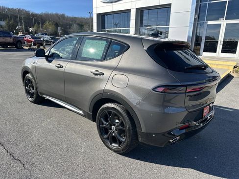 New 2024 Dodge Hornet R/T Plus w/ R/T Blacktop Package image 11