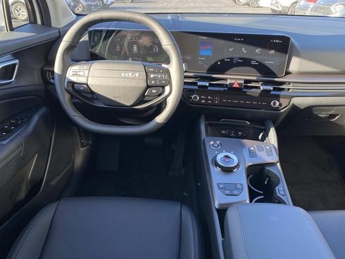 New 2026 Kia Sportage EX image 8