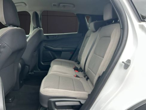 Used 2022 Ford Escape SE AWD/4WD image 11