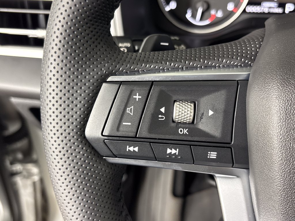 Used 2026 Mitsubishi Outlander SE FWD image 17