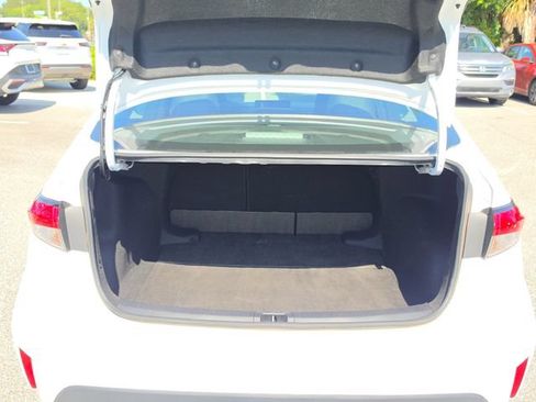 Used 2024 Toyota Corolla LE FWD image 7