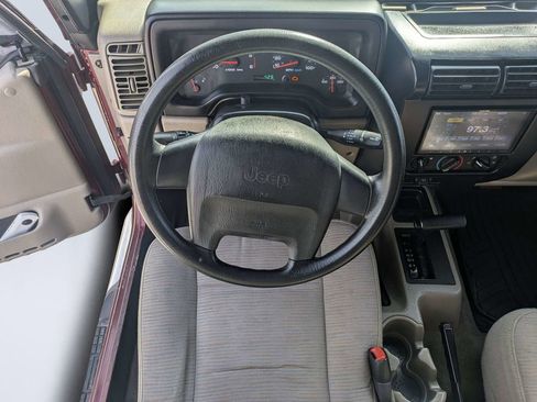 Used 2004 Jeep Wrangler X AWD/4WD image 16