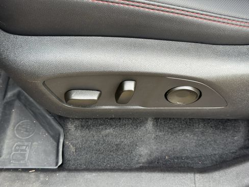 Used 2026 Chevrolet Traverse RS w/ LPO, Floor Liner Package FWD image 27