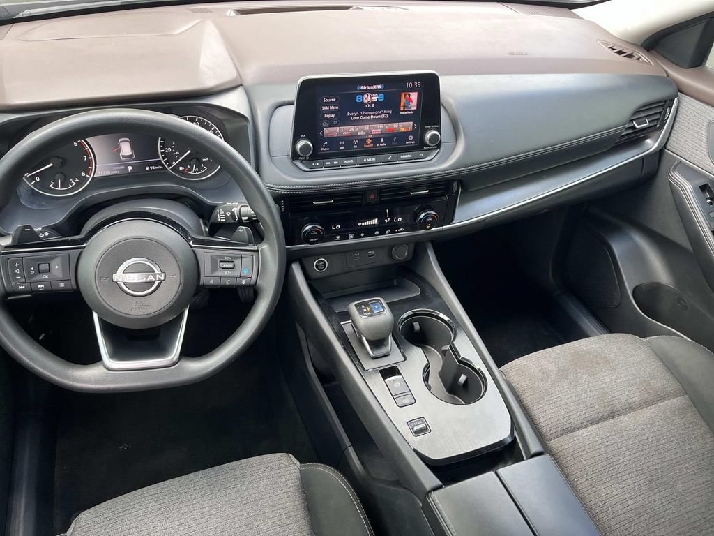 Used 2022 Nissan Rogue SV FWD image 14