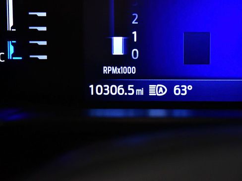 Used 2024 Ford Escape ST-Line w/ Tech Pack #1 AWD/4WD image 20