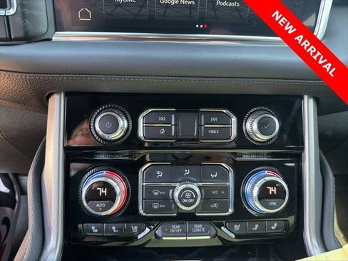 Used 2022 GMC Yukon Denali w/ Max Trailering Package image 12