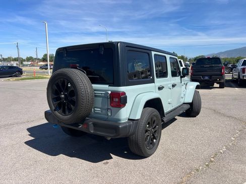 Used 2023 Jeep Wrangler Unlimited Sahara AWD/4WD image 6
