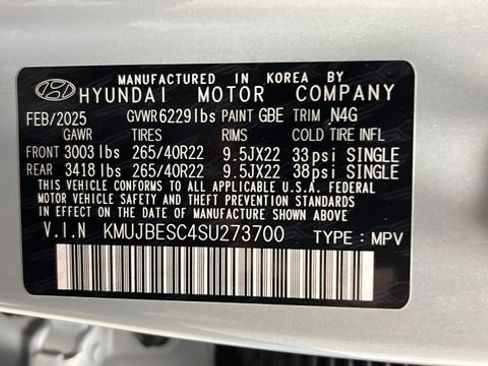 Used 2025 Genesis GV80 3.5T e-SC AWD/4WD image 29
