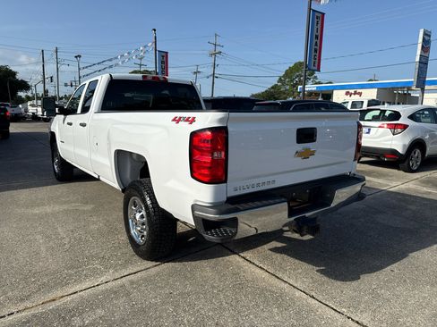 Used 2019 Chevrolet Silverado 2500 W/T w/ WT Convenience Package image 6