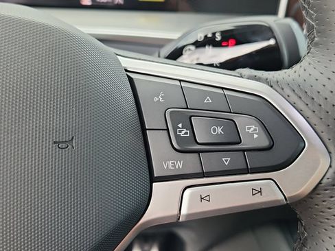 New 2026 Volkswagen Tiguan SE R-Line AWD/4WD image 12