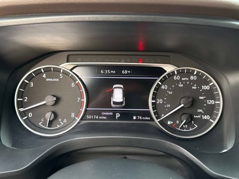 Used 2022 Nissan Rogue SV w/ SV Premium Package image 29