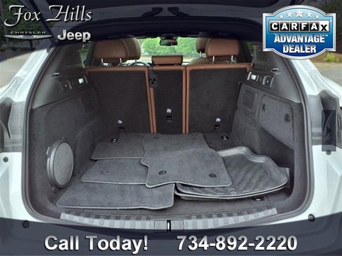 Used 2023 Alfa Romeo Stelvio Ti image 10