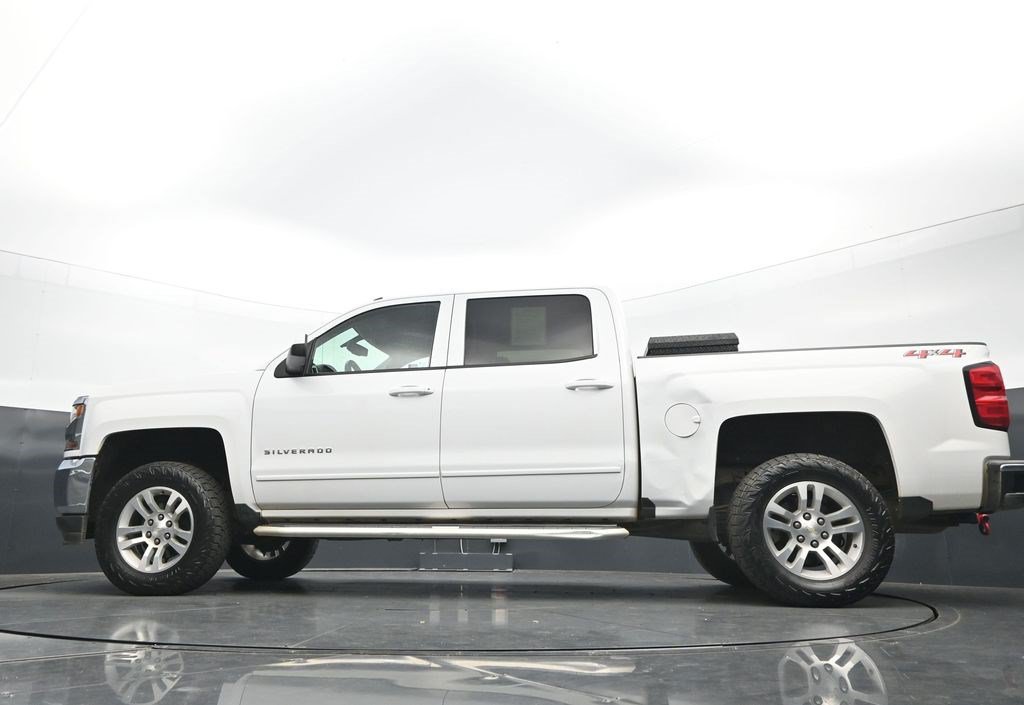 Used 2018 Chevrolet Silverado 1500 LT w/ All Star Edition AWD/4WD image 38